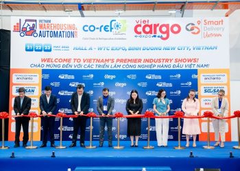 Triển lãm Smart Delivery Vietnam và Viet Cargo Expo chính thức khai mạc tại Bình Dương